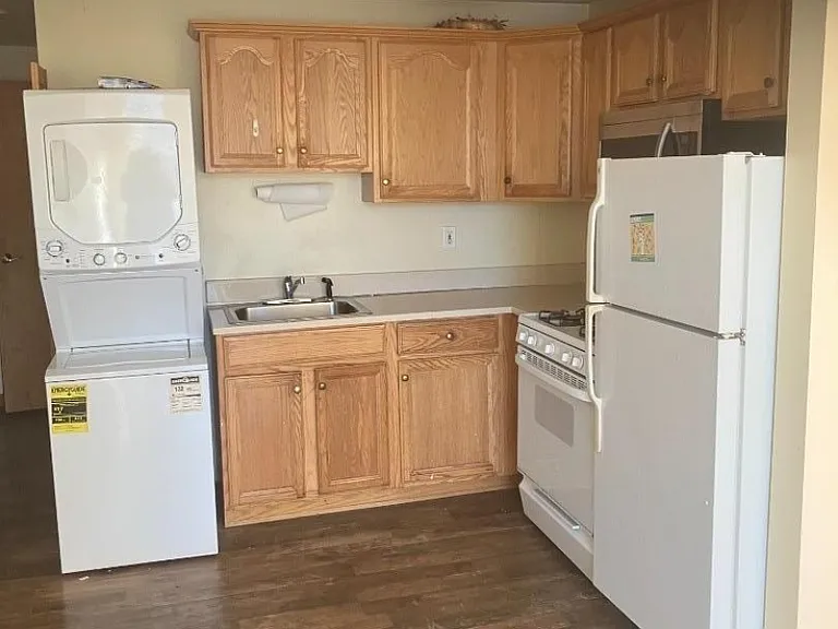 49 Main St #2A — Photo 1