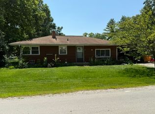 6100 Pershing Ave, Downers Grove, IL 60516