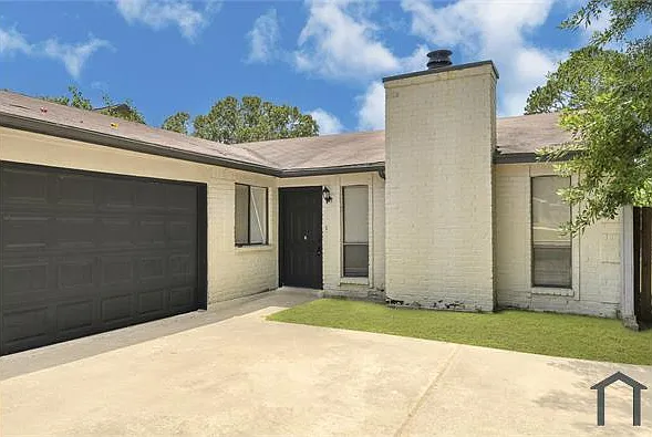 4 bed, 1635 sqft, $2,100 — Photo 3