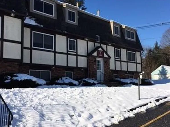 68 Evergreene, Wallingford, CT 06492