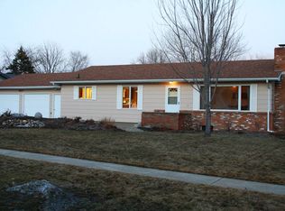 1627 Sioux Trl, Brookings, SD 57006