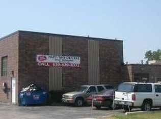 745 W Winthrop Ave, Addison, IL 60101