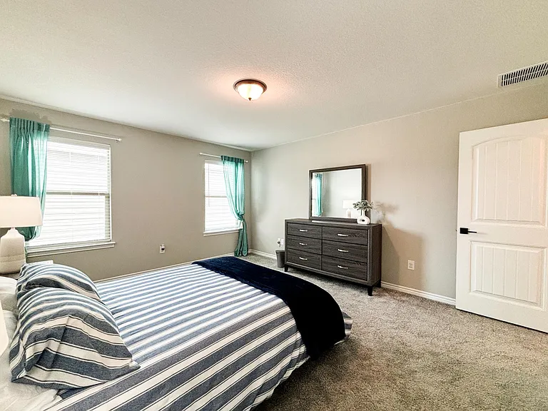 8134 Emmeline Dr — Photo 48