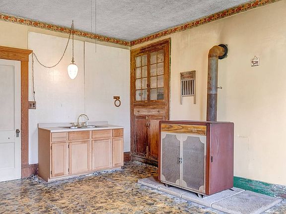 30th image of this home