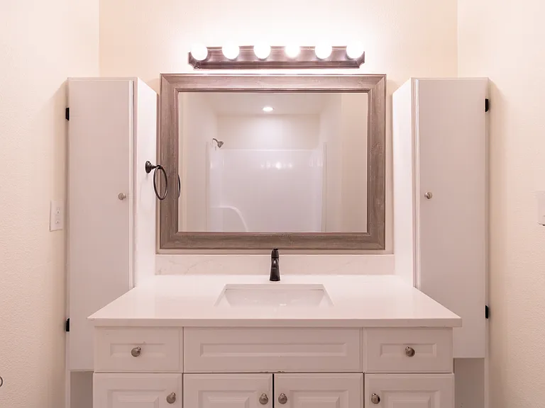 1214 Sycamore Dr — Photo 24