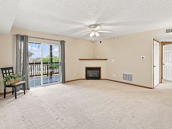 2nd image of 3213 S 16th Ave Unit 204