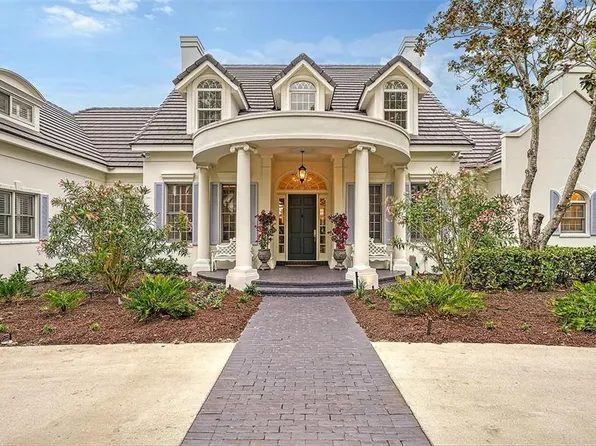 370 Sugar Mill Dr, Osprey, FL 34229