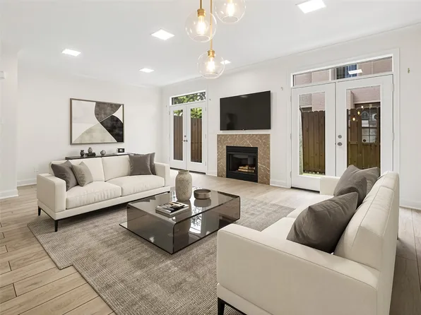 4307 Gilbert Ave APT 302, Dallas, TX 75219