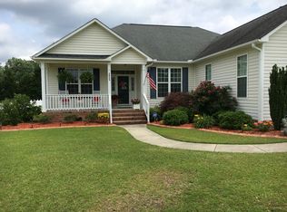 2823 Ruth Evans Dr, Grimesland, NC 27837