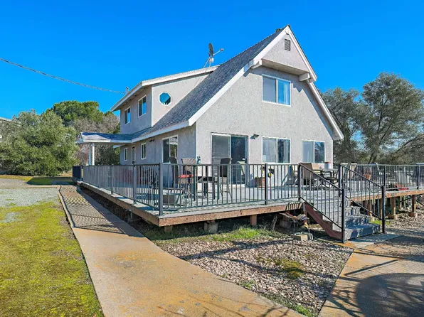 10949 Limestone Dr, Wallace, CA 95254