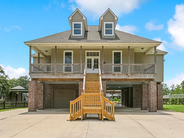 14428 Sandy Bluff Dr, Denham Springs, LA 70726