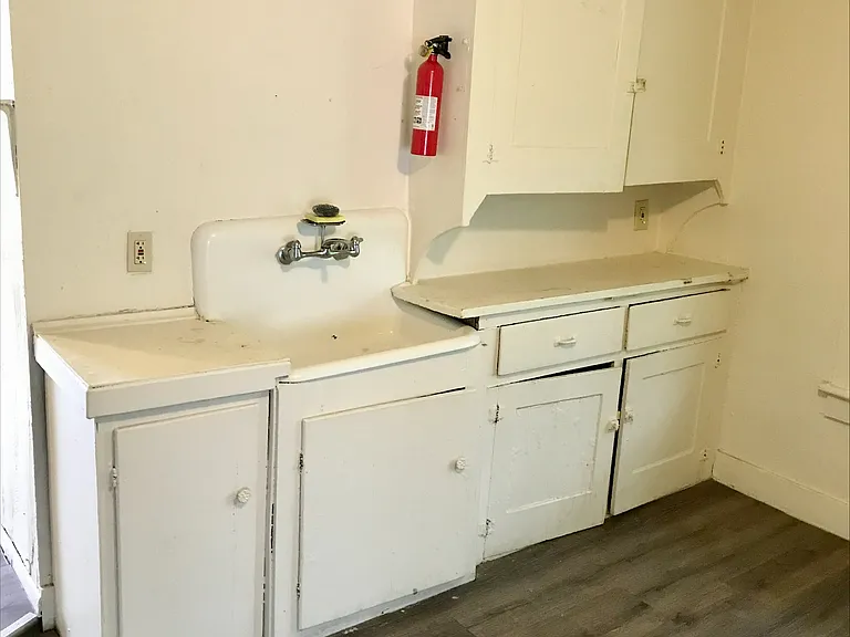 272 Kryder Ave #5 — Photo 2