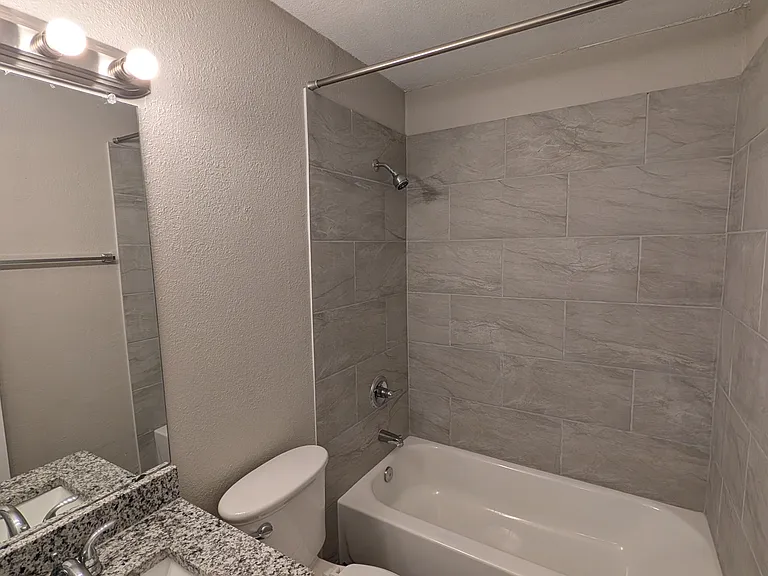 118 Westridge Dr — Photo 24
