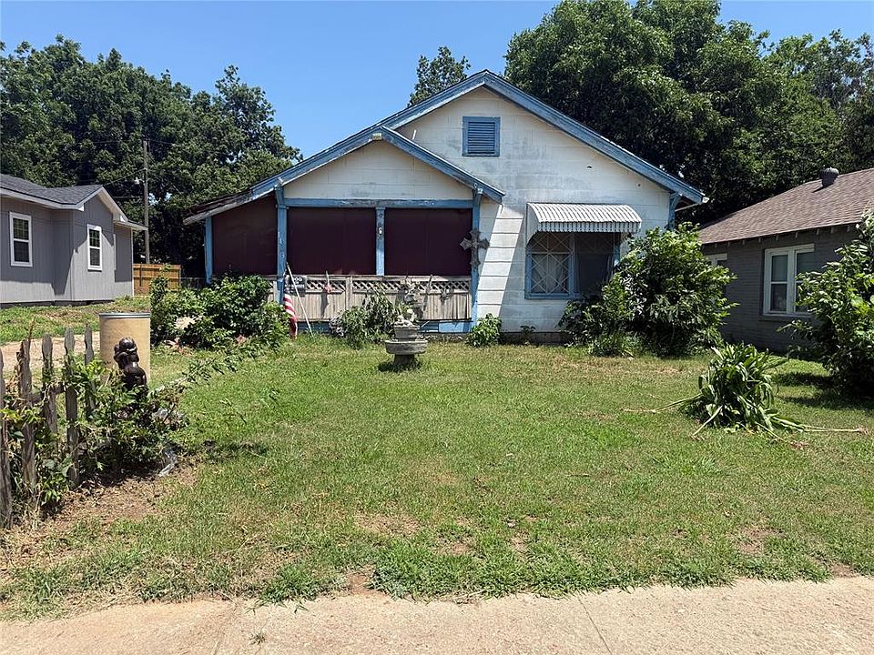 1st image of 1413 NE 15th St
