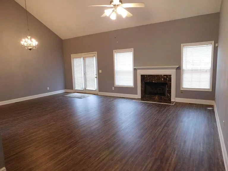 2335 Jennas Way SE — Photo 12