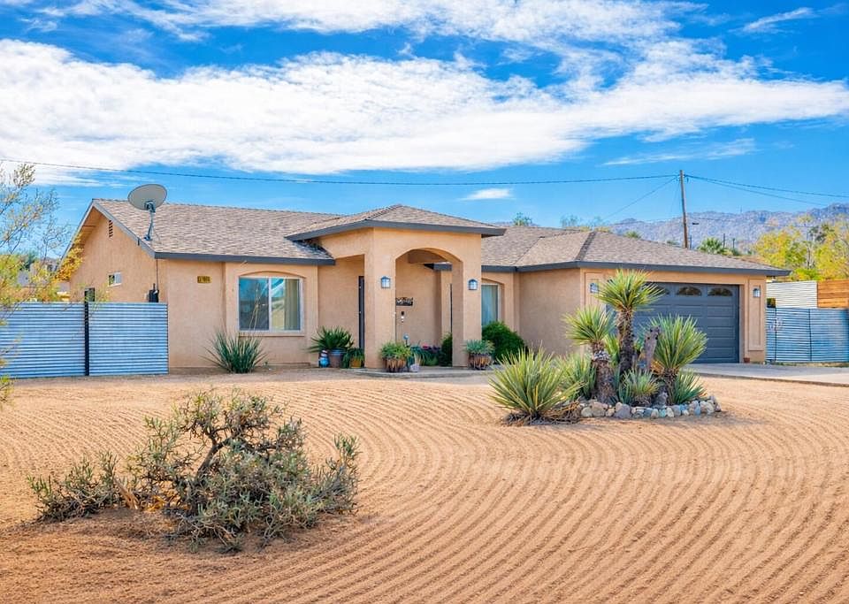 1st image of 61869 Grandview Cir