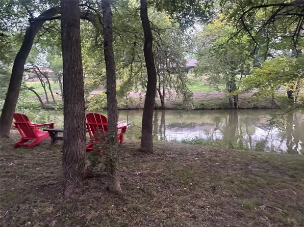 5008 Edgewater Dr, Rowlett, TX 75088