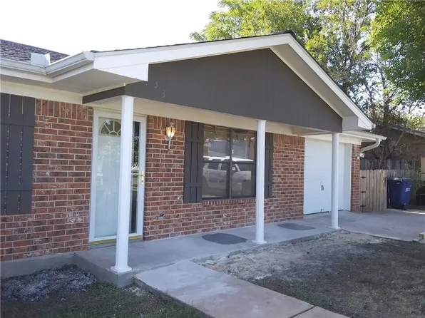 313 Ross St, Hutto, TX 78634