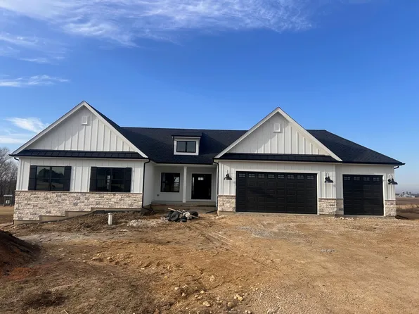 15810 S Stonewall Dr, Newark, IL 60541