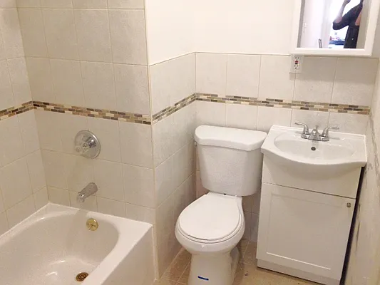 Rented by Realty Collective | media 14