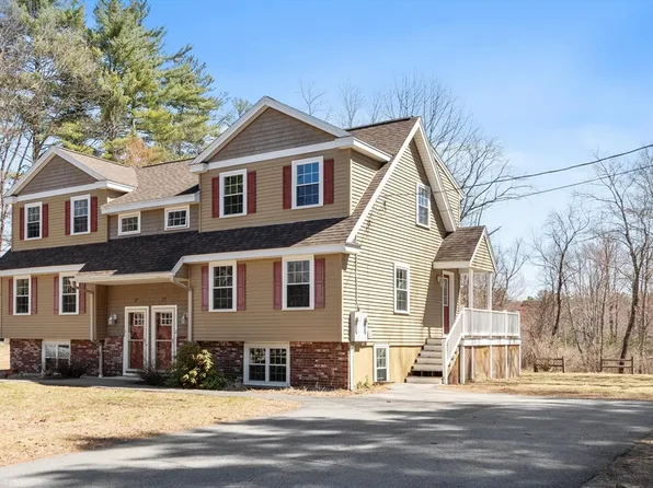 27 Pine St #2, Pepperell, MA 01463
