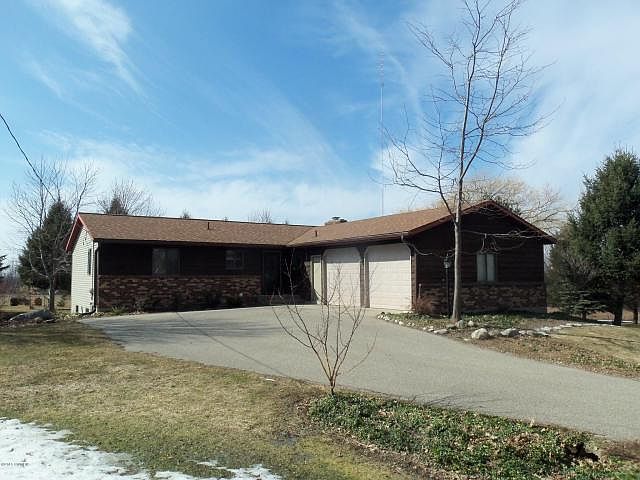 1st image of 4631 72nd Ave