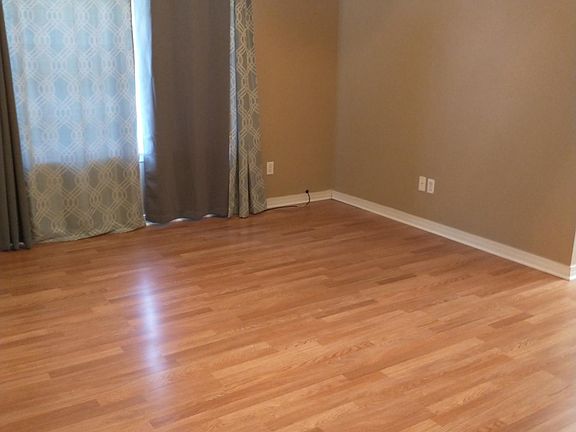 5th image of 3090 Myrshine Dr