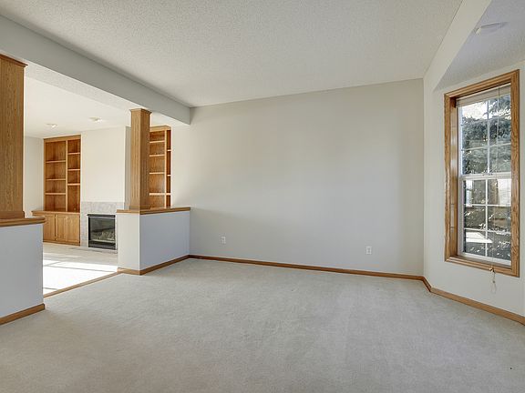 5th image of 2689 Eagle Valley Dr