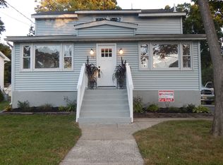 95 Woodland Ave, Ewing, NJ 08638