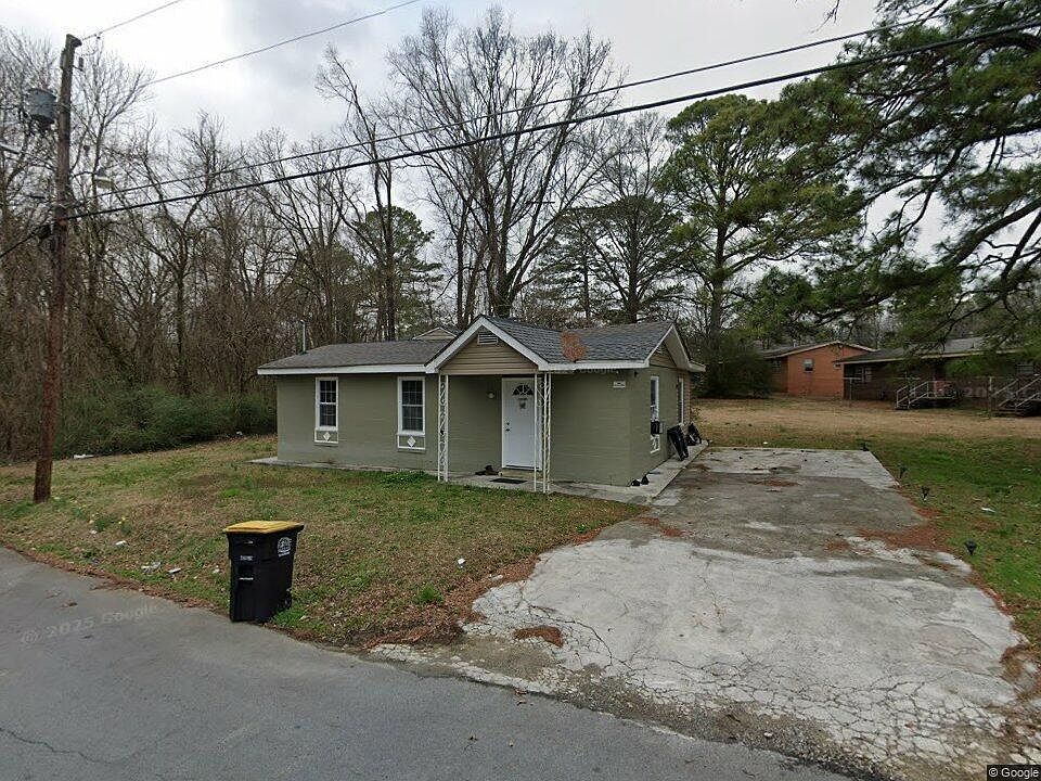 1st image of 433 Walter St NW