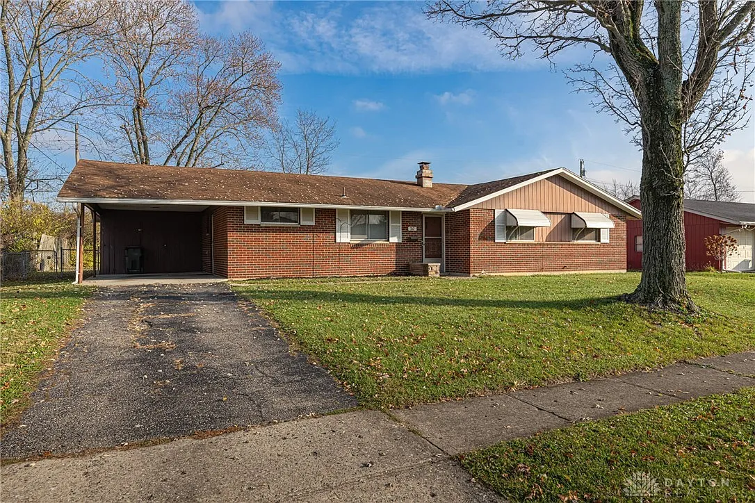 20 Macgregor Dr photo 1