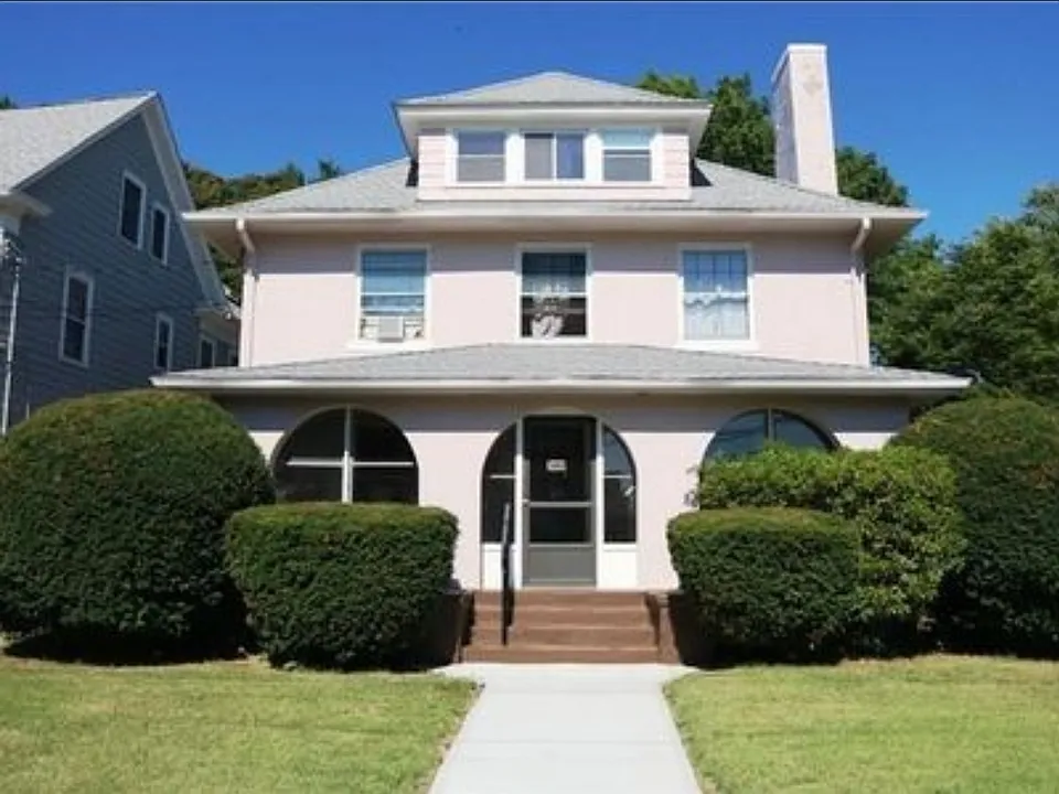 380 McKinley Ave #1