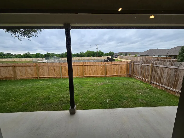 13109 Ditka Dr — Photo 32
