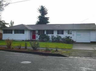 465 W Exeter St, Gladstone, OR 97027