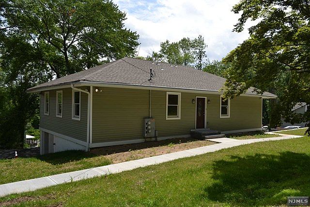 1st image of 90 Prospect Ave #A