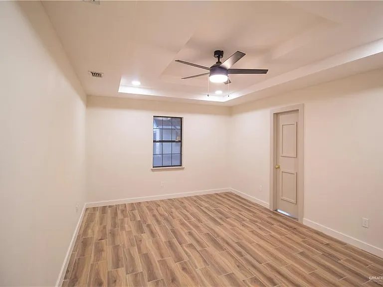 1615 Gloria Ann Dr — Photo 12