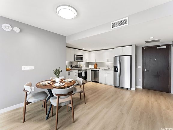 2nd image of 888 Kapiolani Blvd #2002