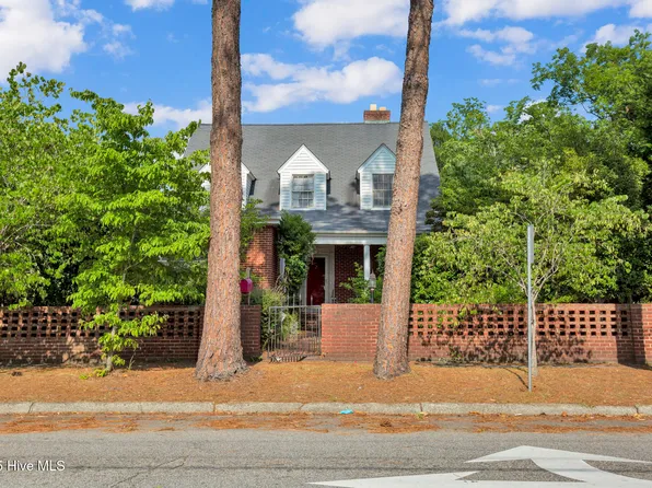 906 N Chestnut Street, Lumberton, NC 28358