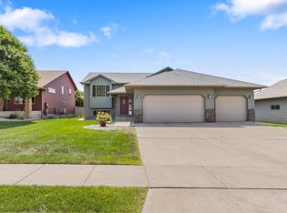 4109 W 91st St, Sioux Falls, SD 57108