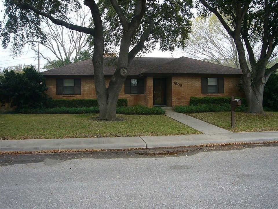 1st image of 1609 Alta Vista St