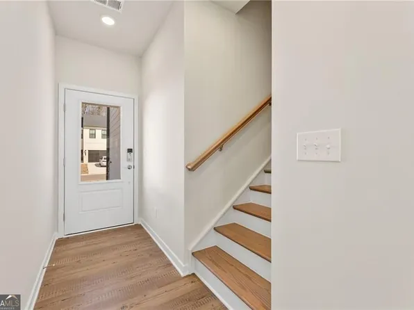 2064 Underwood Dr #24, Lawrenceville, GA 30043