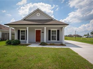 200 Allie Ln, Luling, LA 70070