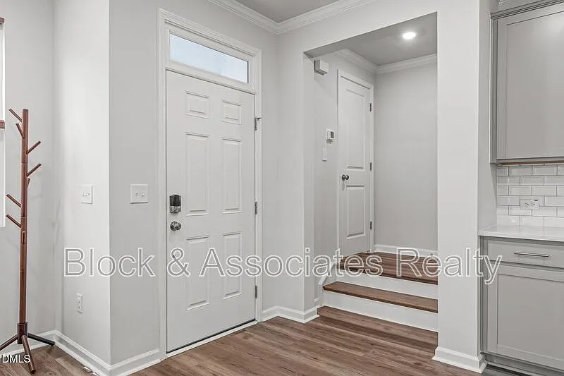 Building Photo - 1809 Barrett Run Trl