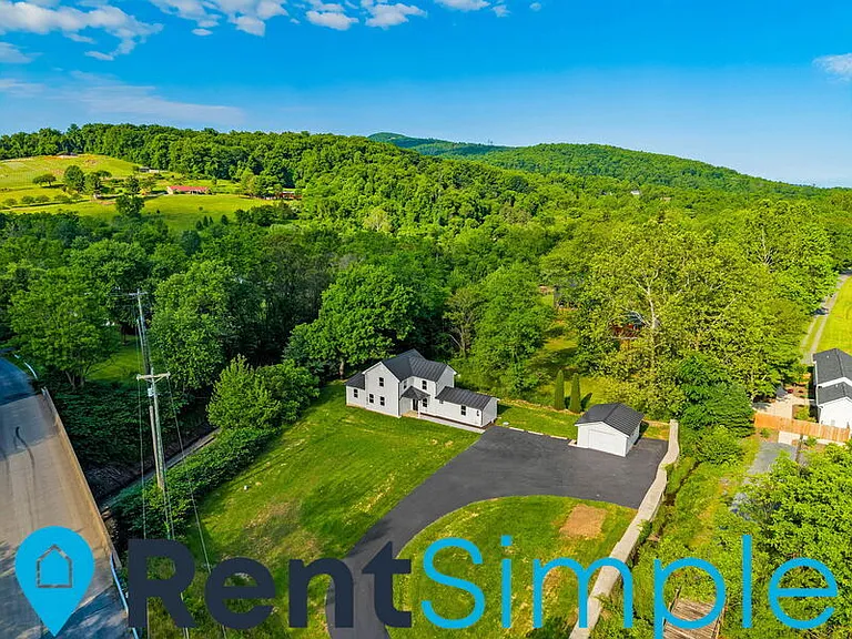 1825 Fiery Run Rd — Photo 46