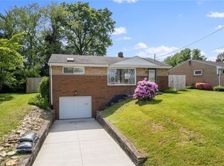 5226 Meadowcrest Rd, Pittsburgh, PA 15236