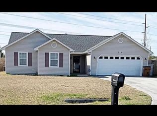 318 Josie Ct, Hubert, NC 28539