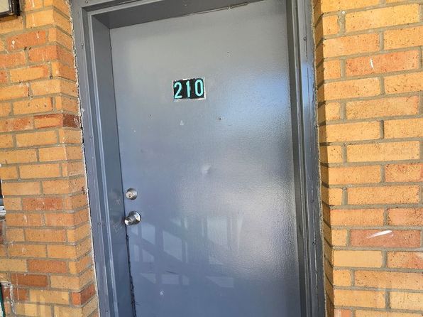 123 Nancy Ave #210