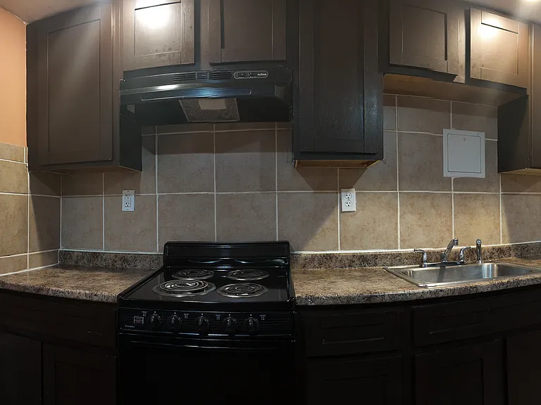26 Wilmore St #B1 — Photo 1