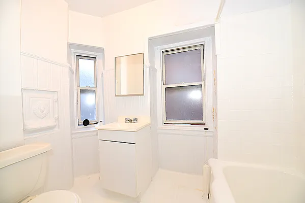 Rented by Corcoran | media 14