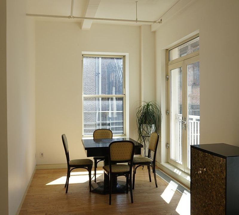 1st image of 16-20 W 19th St APT 9E